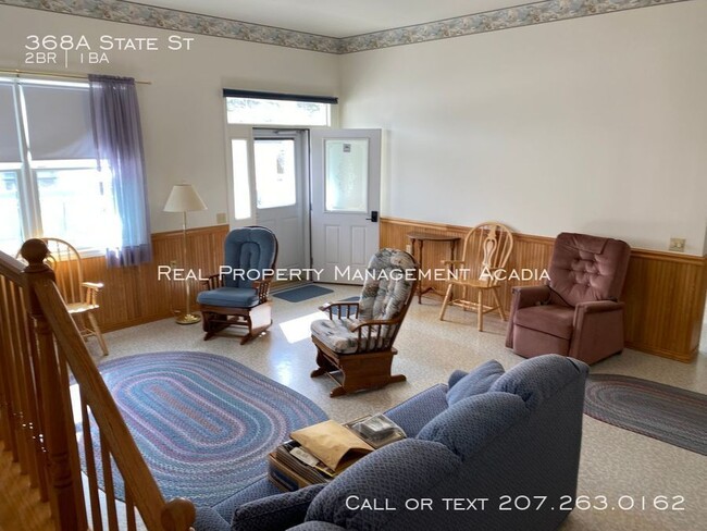 Building Photo - Immaculate Handicap Accessible 2 Bedroom