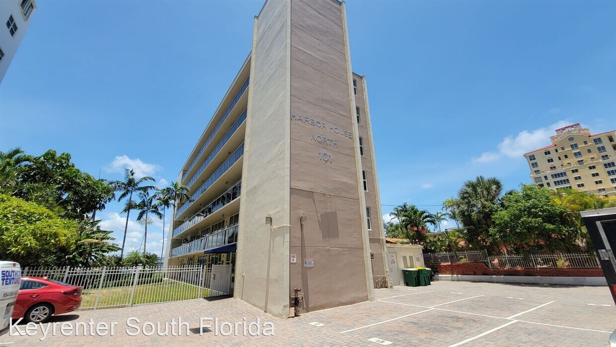 Foto principal - 1 br, 1 bath House - 101 N. Birch Rd. Unit...