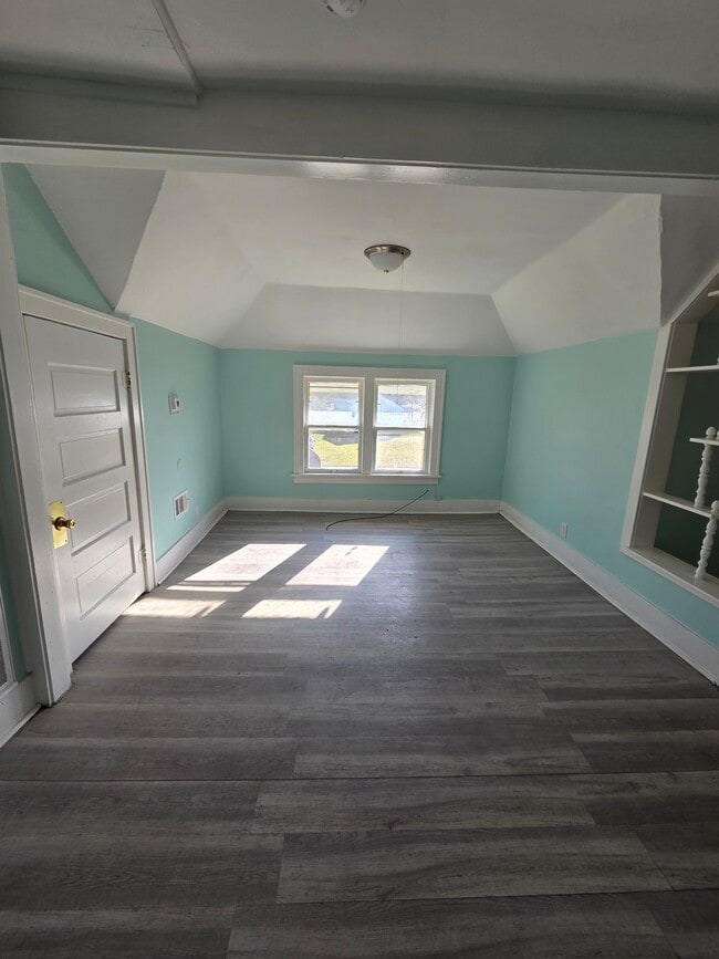 Building Photo - 1094 Williams St