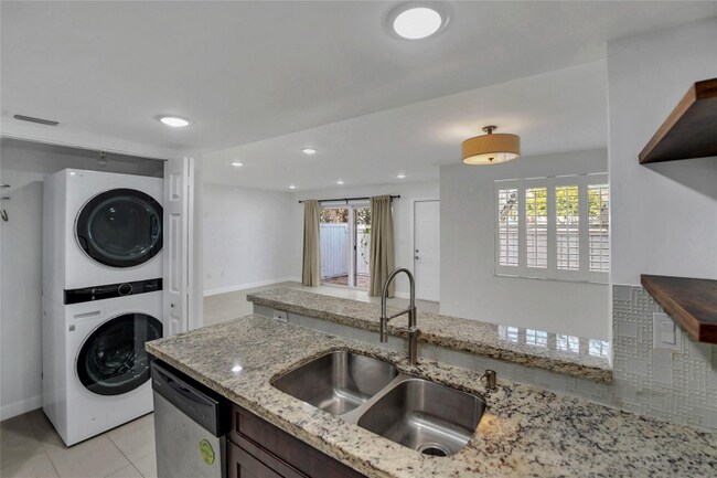 Foto del edificio - 4550 SW 68th Ct Cir