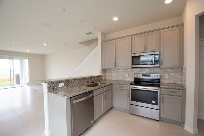 Foto del edificio - 3936 Plainview Dr