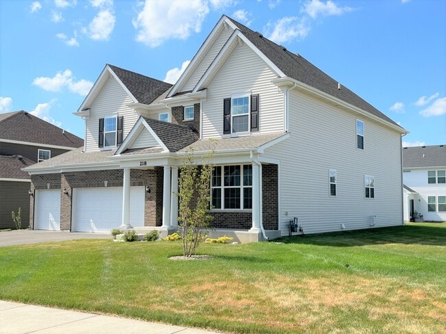 Building Photo - 218 Rhinebeck Wy