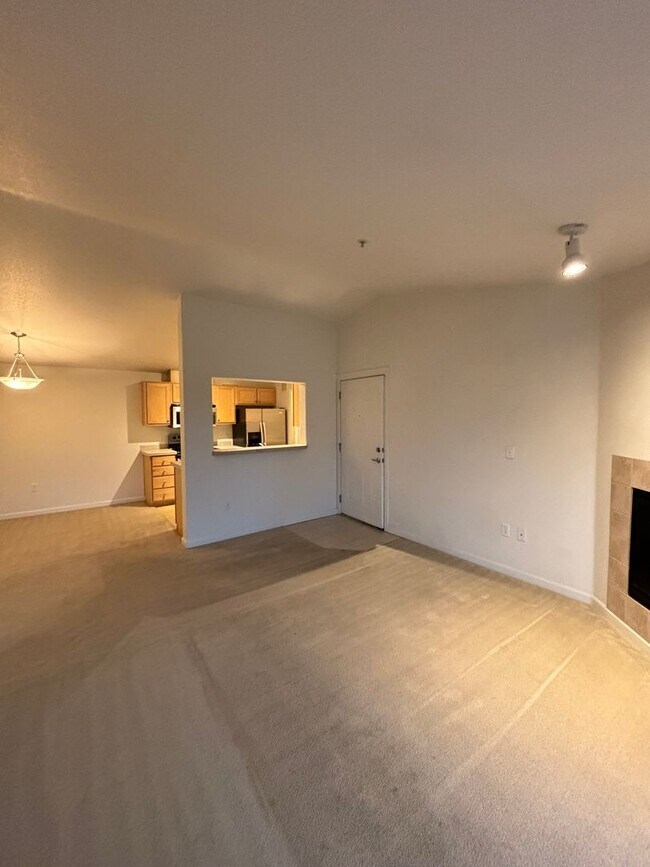 Foto del edificio - 5reym01