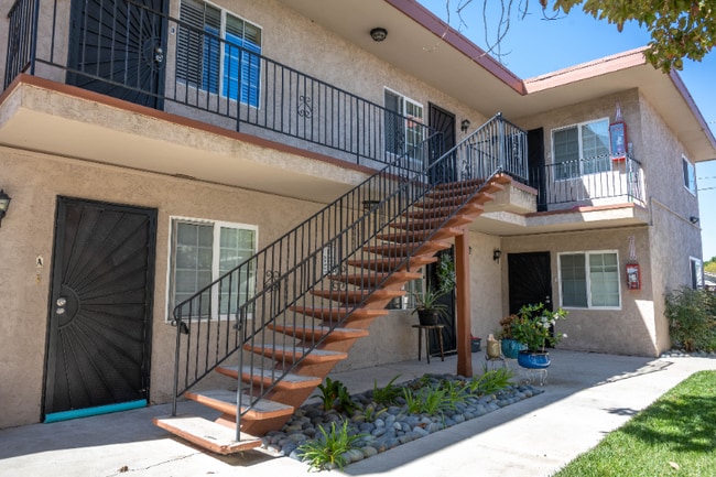 Foto del edificio - 239 G St