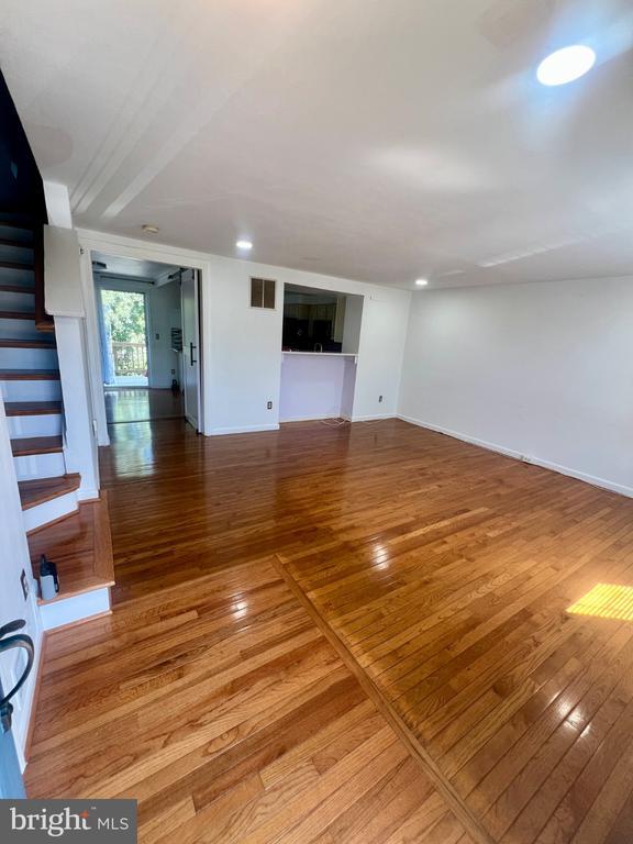 Foto del edificio - 16851 Toms River Loop