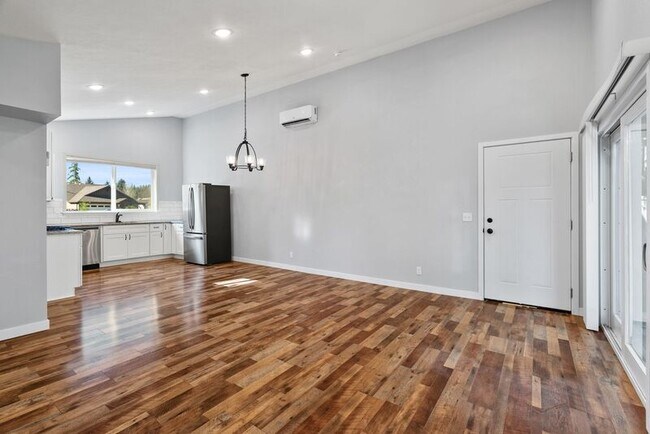 Foto del edificio - 900 Westwood Dr