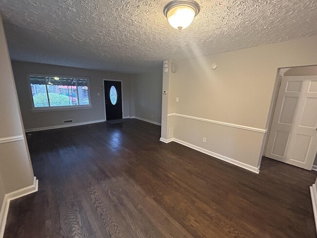 Building Photo - 5338 Chillum Pl NE