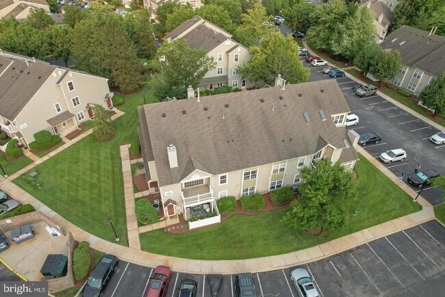 Building Photo - 3102B Limestone Way