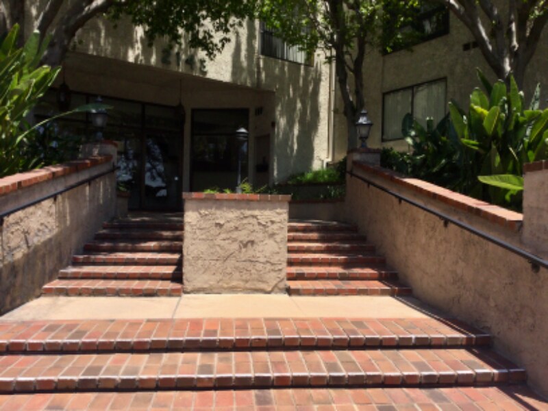 2143 Montrose Ave Unit 104, La CrescentaMontrose, CA 91020 Condo for