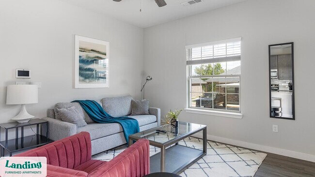 Foto del edificio - 8200 Clarksprings Dr