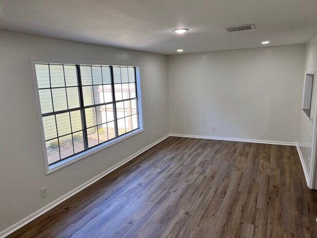 Foto del edificio - 6230 Afton Ln