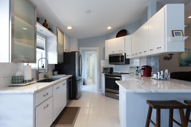 Foto del edificio - 5059 Magnolia Bay Cir