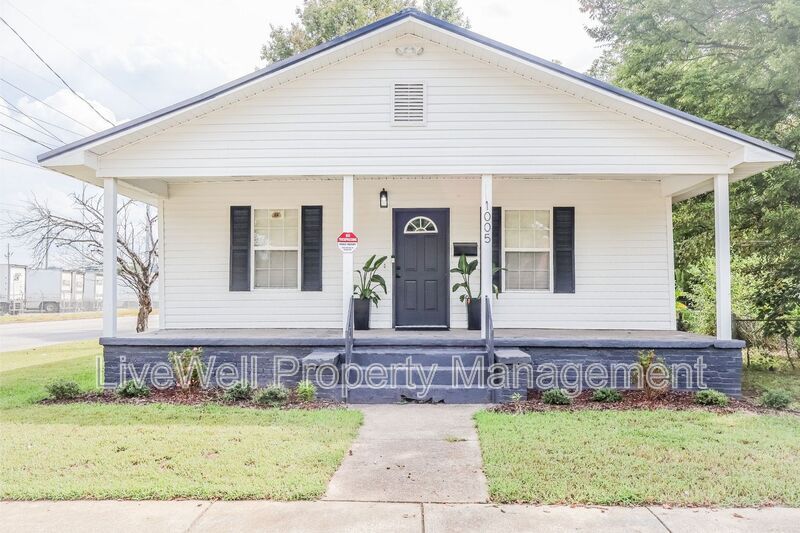 Foto principal - 1005 6th Pl