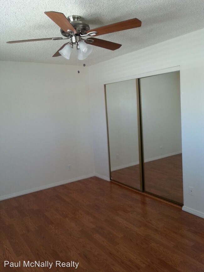 Foto del edificio - 619 11th St
