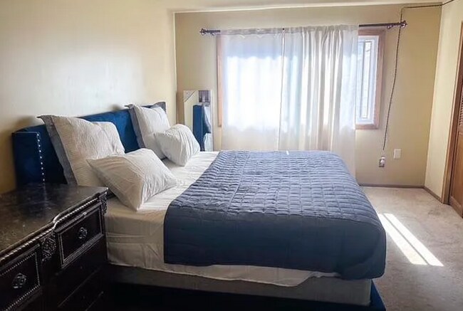 Foto del edificio - 8125 Georgia Ct N