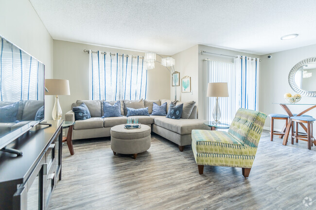 1BD, 1BA - 622SF - Living Room - Ascent Citrus Park