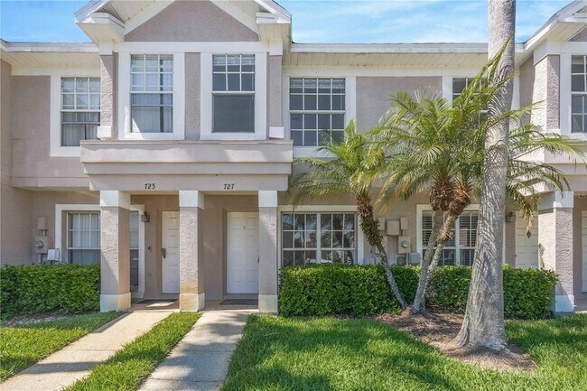 Foto del edificio - 727 Kensington Lake Cir