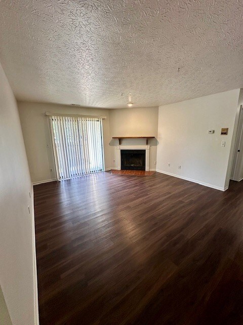 Building Photo - 2261 Hedgerow Road