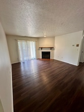 Building Photo - 2261 Hedgerow Road