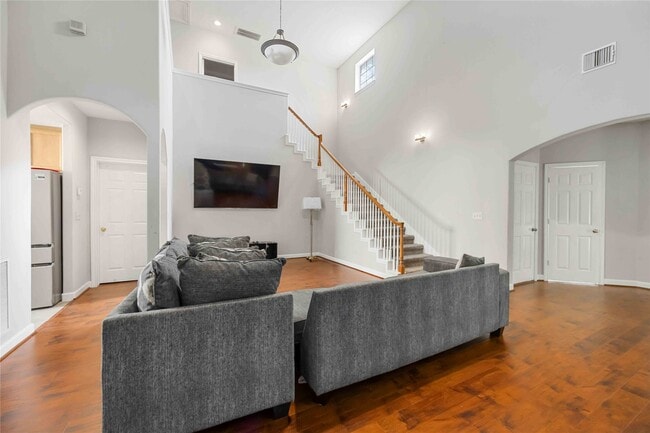 Foto del edificio - 3703 Ashford Villa Ln