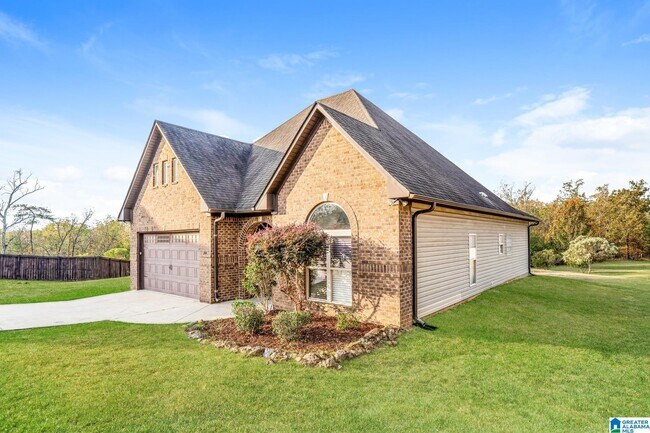 Foto del edificio - 244 Willow View Cir