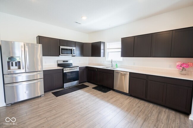 Foto del edificio - 1488 Juniper Dr