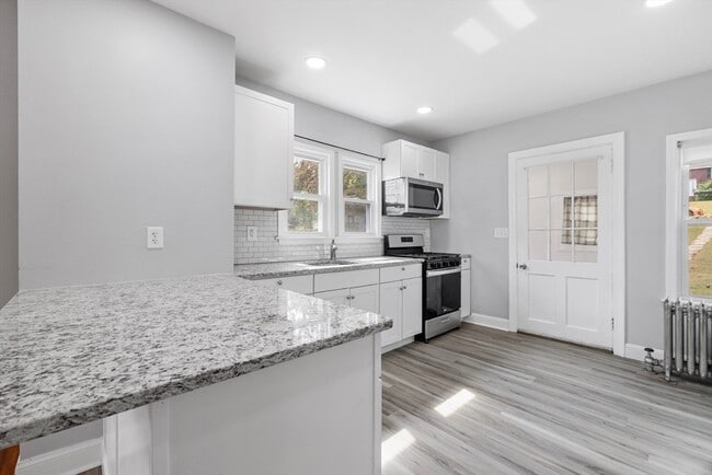 Foto del edificio - 117 Gorham St