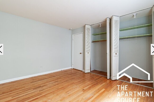 Foto del edificio - 510 W Briar Pl
