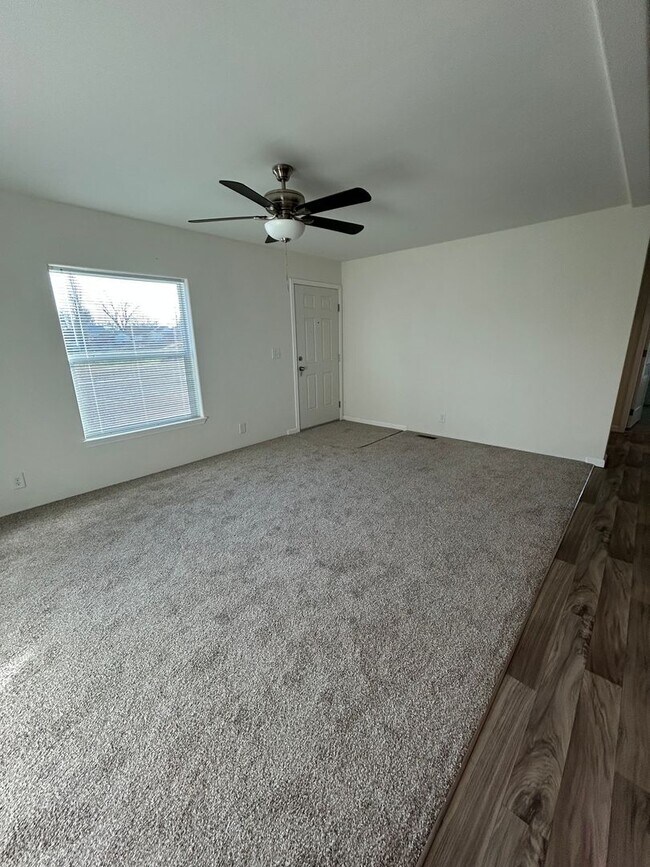 Foto del edificio - New construction 3 bed/ 2 bath