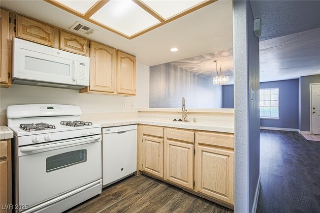 Building Photo - 2851 S Valley View Blvd