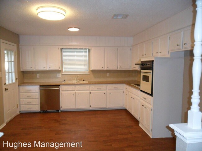 Building Photo - 3 br, 2 bath House - 325 Woodside Drive