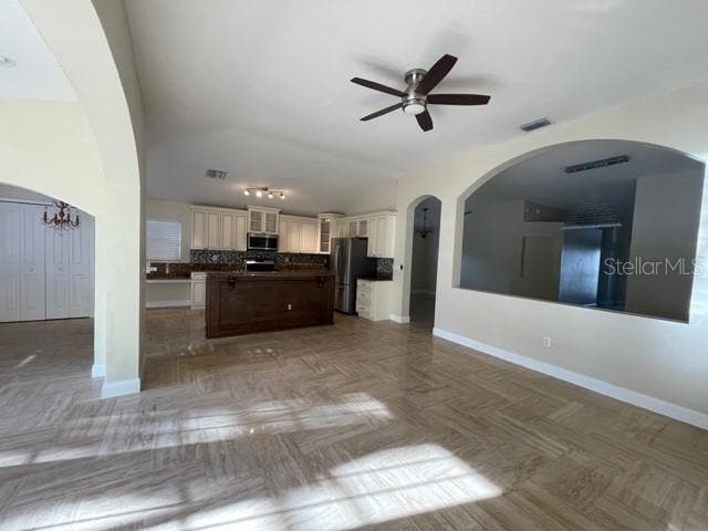 Building Photo - 9986 Stockbridge Dr