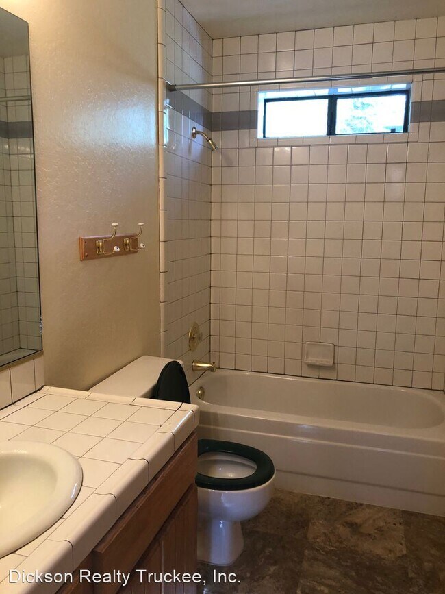 Building Photo - 3 br, 2.5 bath House - 13531 Cristallina Way