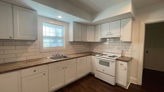 Building Photo - 23 Gatling Ave