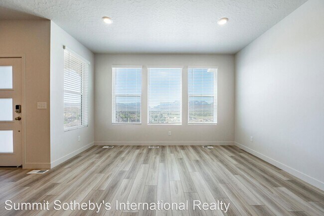 Building Photo - 3 br, 2.5 bath House - 2235 Canal View Lane