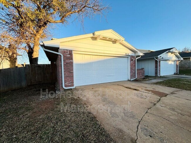 Foto del edificio - 8418 Candlewood Dr