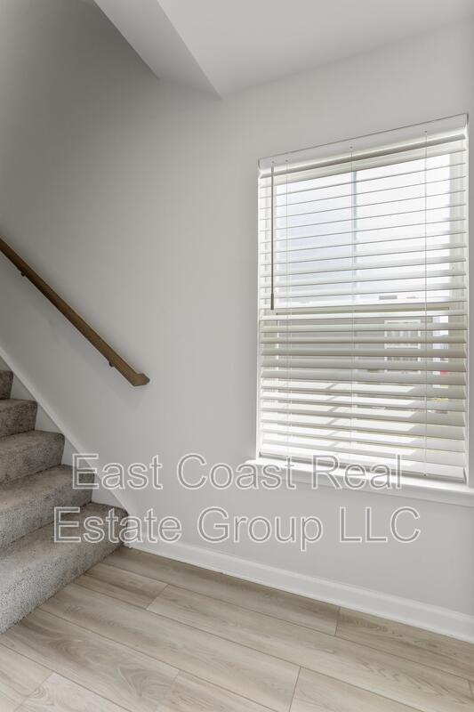 Building Photo - 163 Cooperage Rd