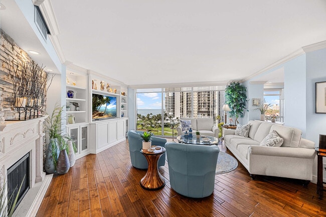 Building Photo - 4401 Gulf Shore Blvd N