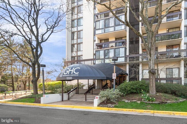 Building Photo - 5300 Holmes Run Pkwy