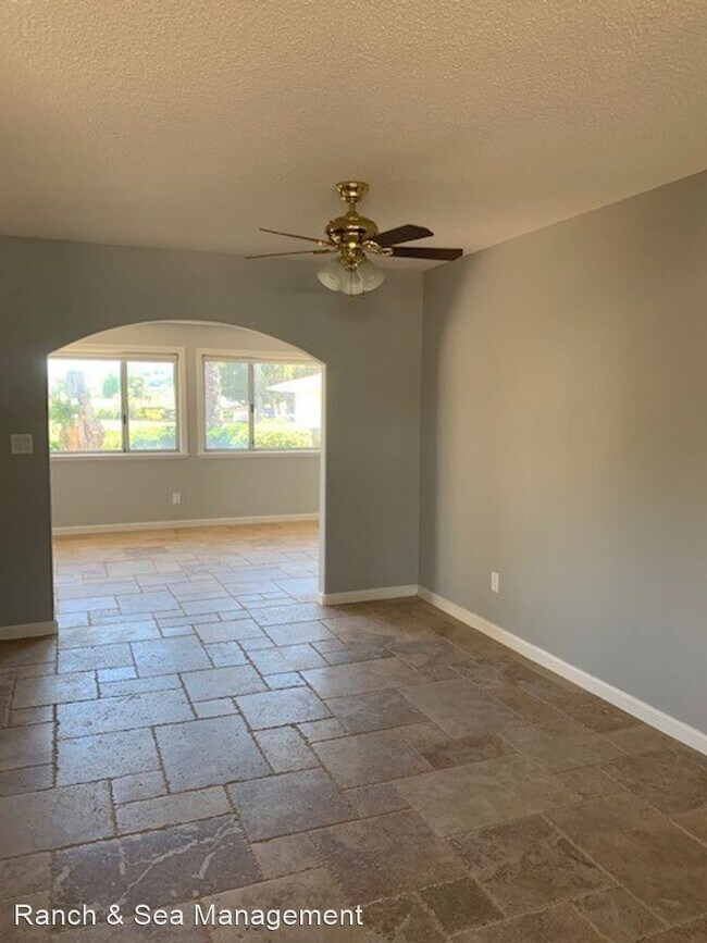 Building Photo - 2 br, 2 bath House - 1511 La Casita Dr.