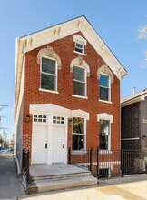 Building Photo - 1830 S Peoria St