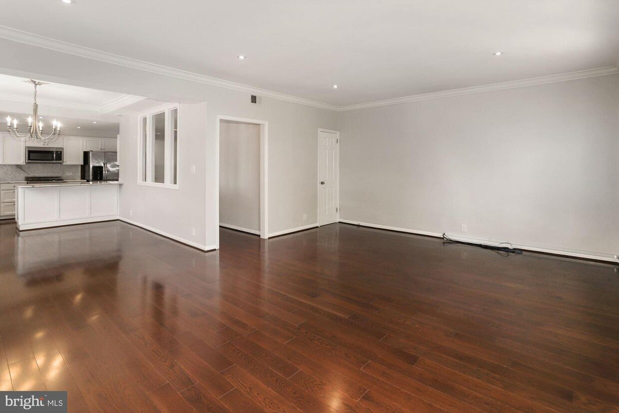 2231 Bancroft Pl NW Unit 4B, Washington, DC 20008 Apartment for Rent