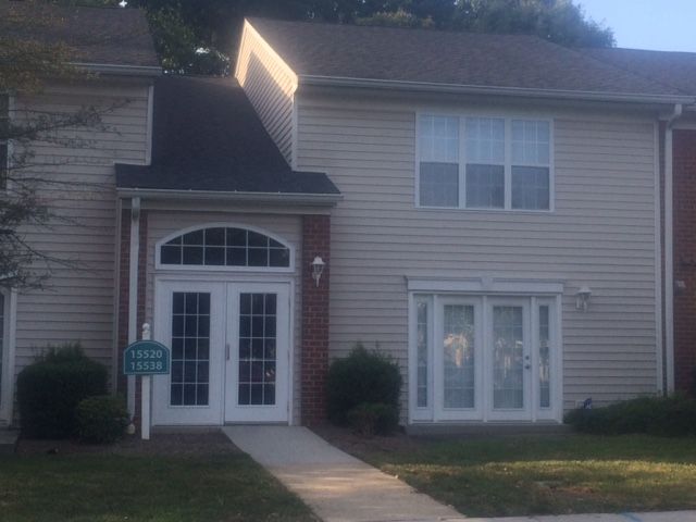 Foto principal - 15522 Horseshoe Ln
