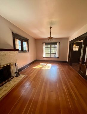 Foto del edificio - Beautiful 3 Bedroom Home in the Heart of Q...