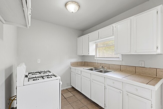 Building Photo - 7918 Jutland Rd