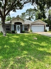 Building Photo - 15 Prattwood Ln