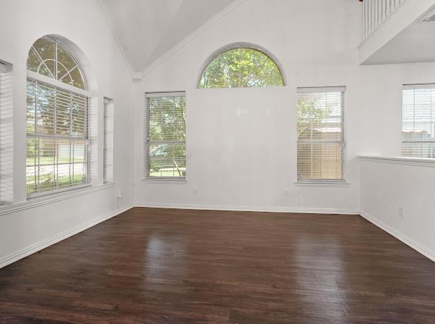 Foto del edificio - 4604 Creekside Dr