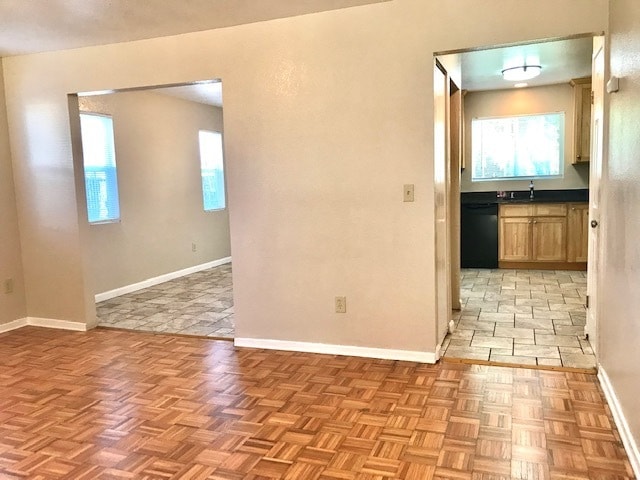 Building Photo - 3 bed 1.5 bath Townhouse in Richmond - AVA...