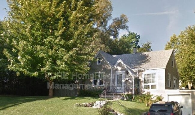 Building Photo - 2108 S 46th St