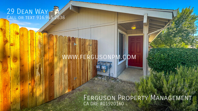 Building Photo - Recently Renovated Duplex in Folsom